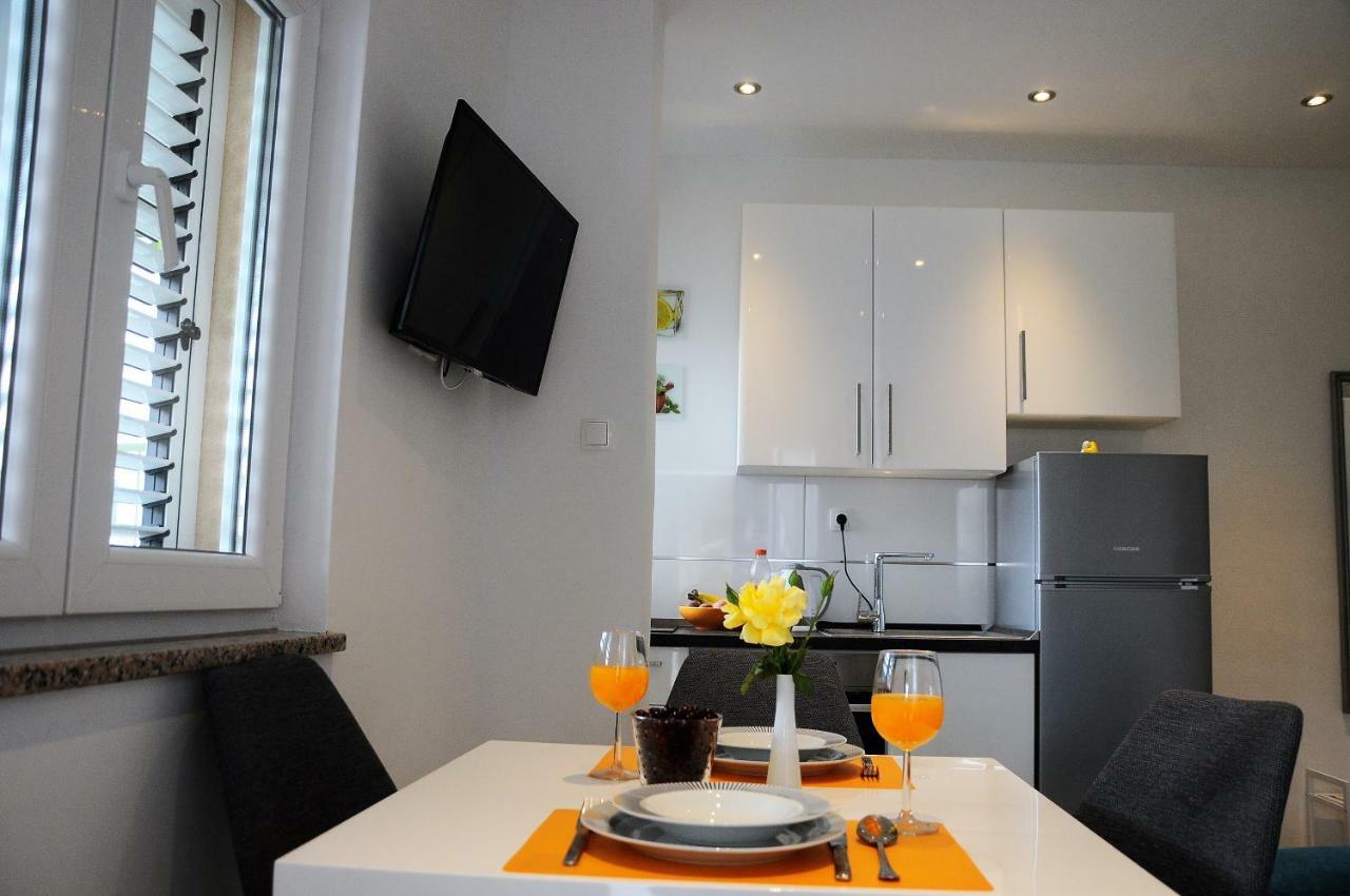 Aria With Private Parking Appartement Split